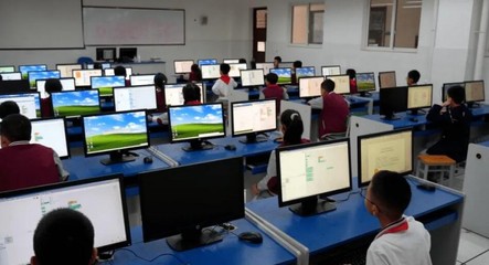 瓦力工廠機(jī)器人,專業(yè)成就未來!